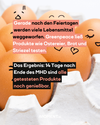 Eier mit aufgemalten Gesichtern in einem Eierkarton.