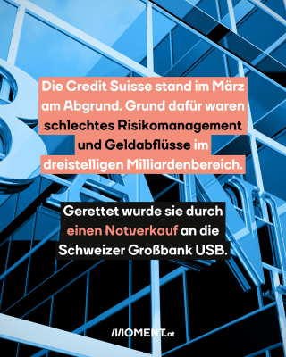 Ein gläsernes Bankgebäude ist zu sehen.