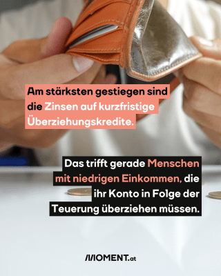 Man sieht ein leeres Geldbörsel