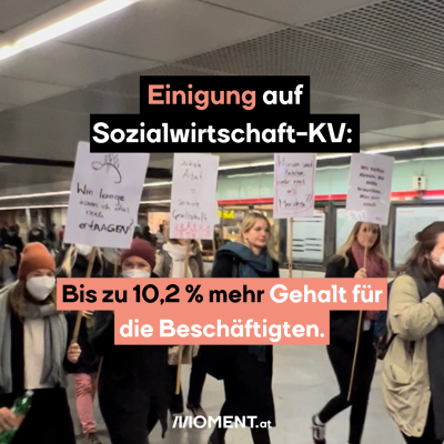 Junge Frauen mit Schildern sind zu sehen. Sie demonstrieren für höhere Gehälter in der Sozialwirtschaft. Im Text: Einigung auf Sozialwirtschaft-KV: Bis zu 10,2 % mehr Gehalt für die Beschäftigten.