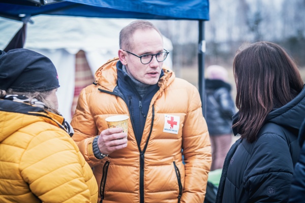 Grenzübergang Budomierz: Menschen aus der Ukraine flüchten nach Polen