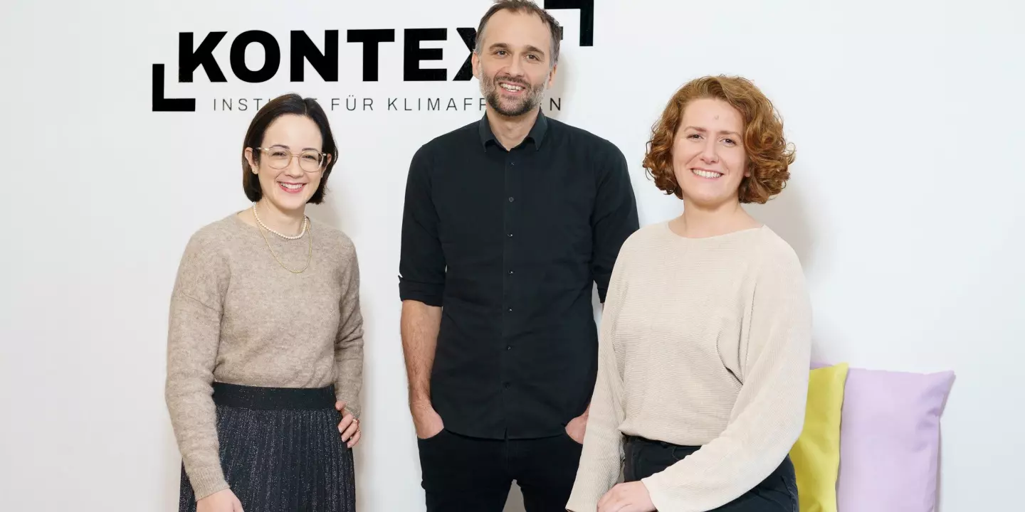 Tina Deutsch, Florian Maringer und Katharina Rogenhofer haben das neue Institut für Klimafragen "Kontext" gegründet.