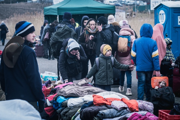 Grenzübergang Medyka: Menschen aus der Ukraine flüchten nach Polen