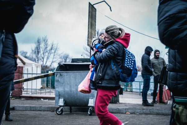 Grenzübergang Medyka: Menschen aus der Ukraine flüchten nach Polen