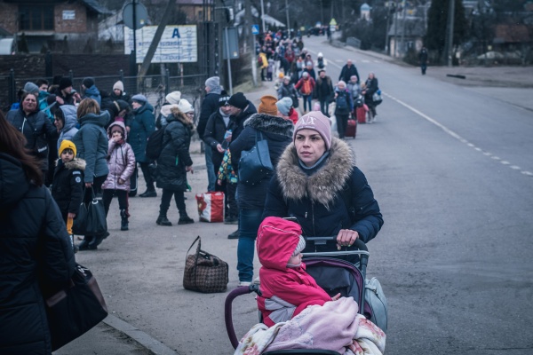 Grenzübergang Medyka: Menschen aus der Ukraine flüchten nach Polen