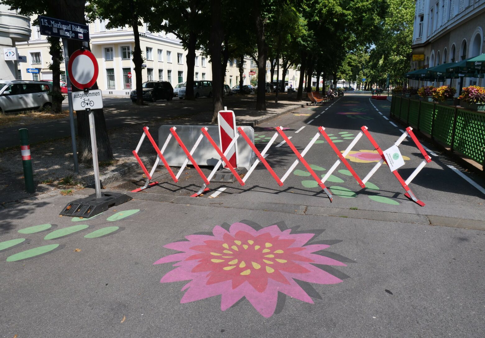 Warum Wohnstraßen Blumen brauchen