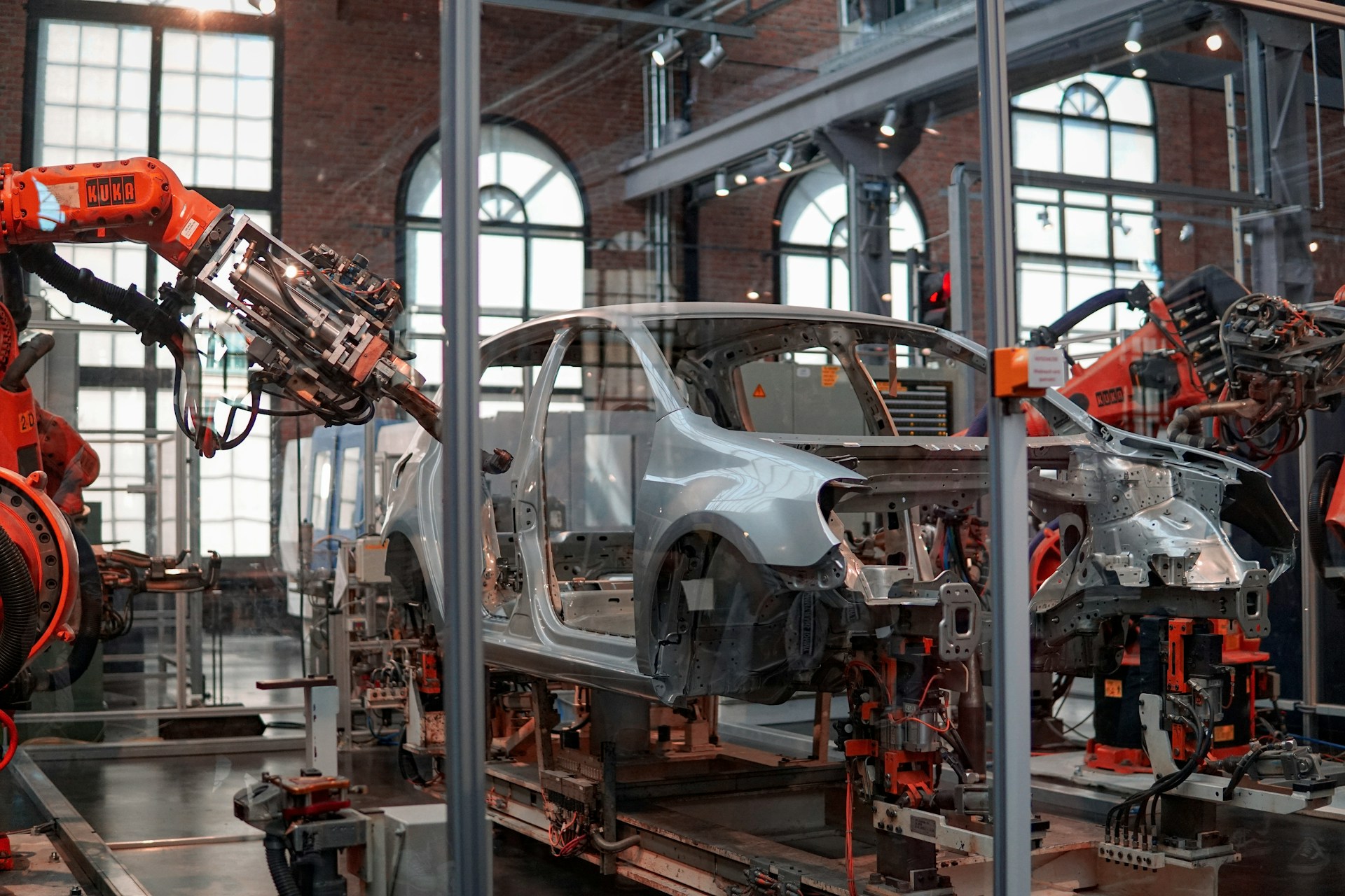 Krise der Autozulieferer: “Als wären wir Beschäftigte Schuld an den schlechten Zahlen”