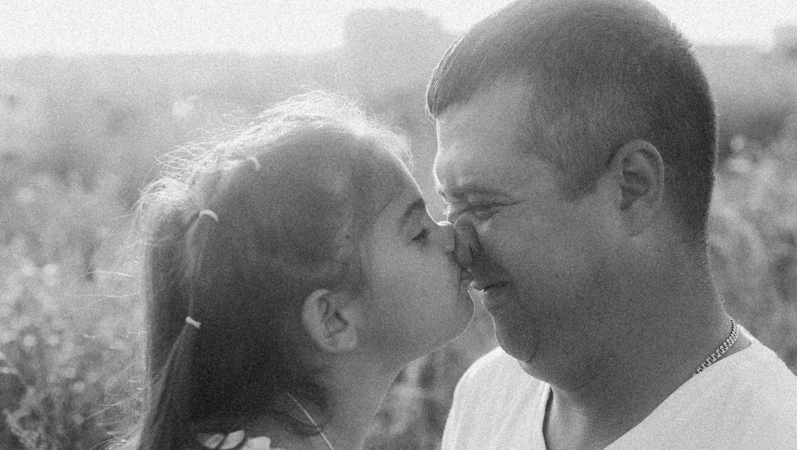 Väterkarenz in Österreich: Lieber Papa, ein Sommer reicht nicht 
